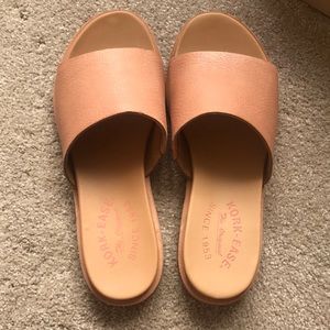 Brand New Kork and Ease Size 6 Sandals